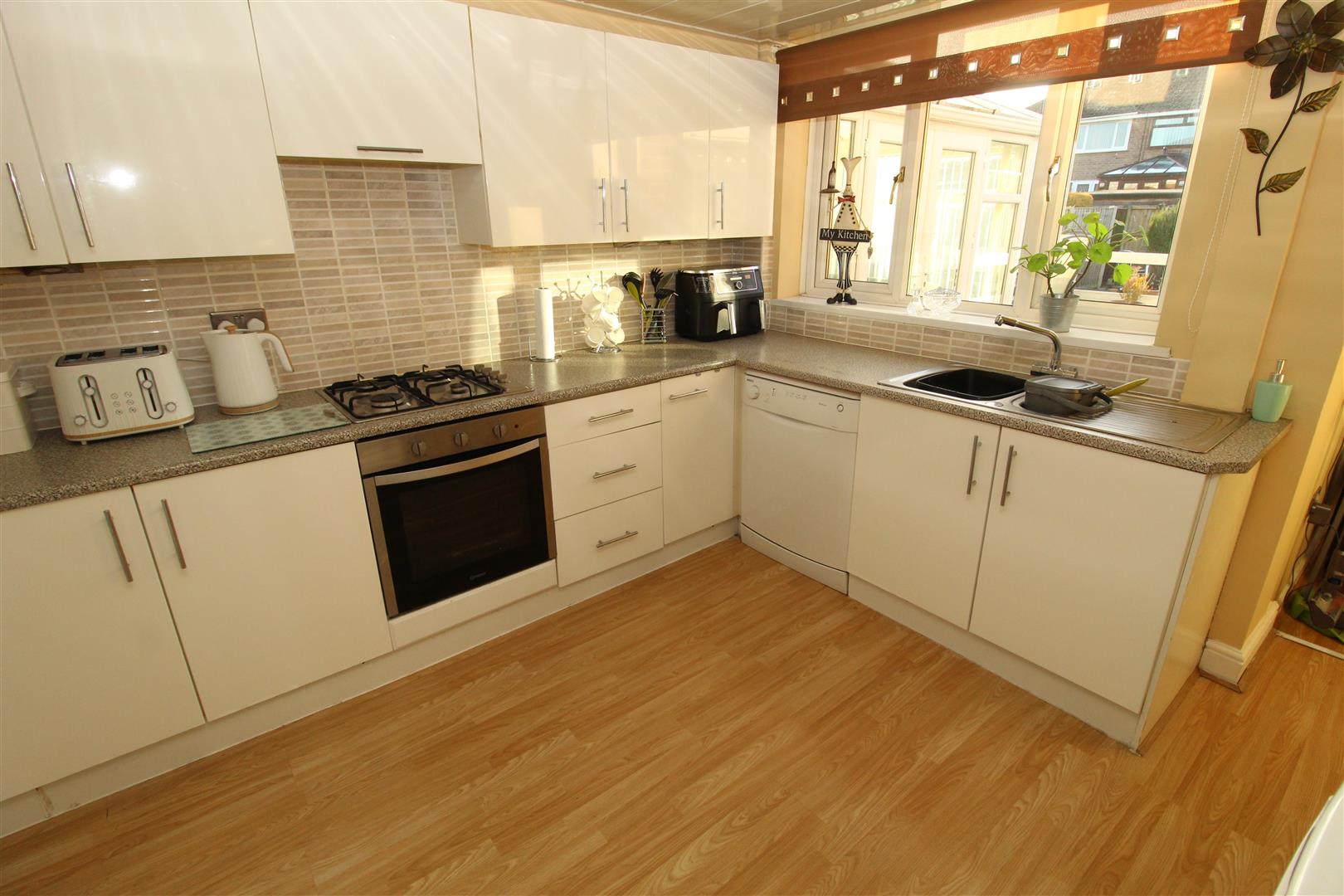 Property Details Estate Agents, Aintree, Liverpool Grosvenor